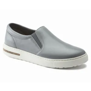 Birkenstock Womens  Oswego Leather Medium/Narrow