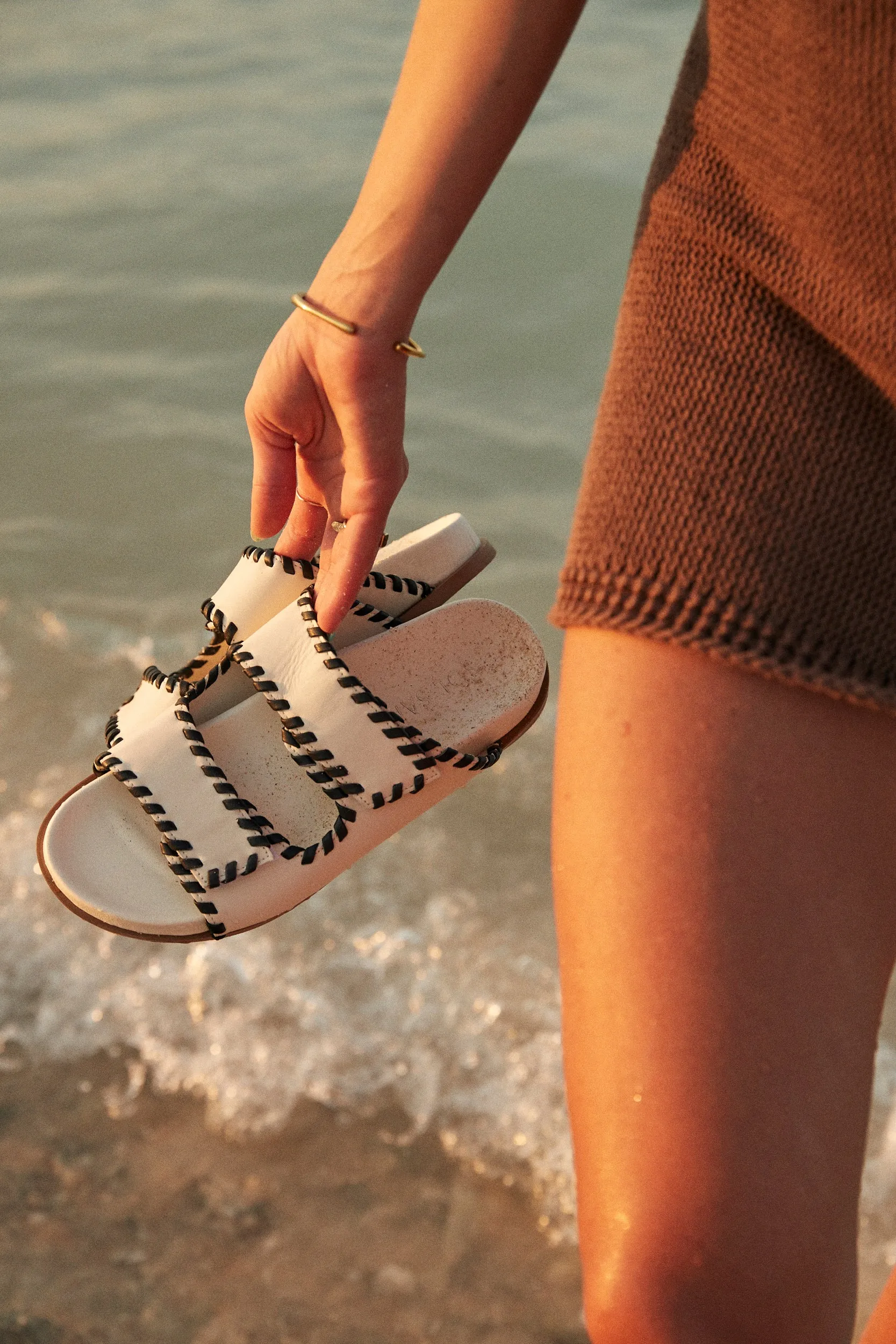 Fontelina Footbed Off White / Black Trim SOL SANA