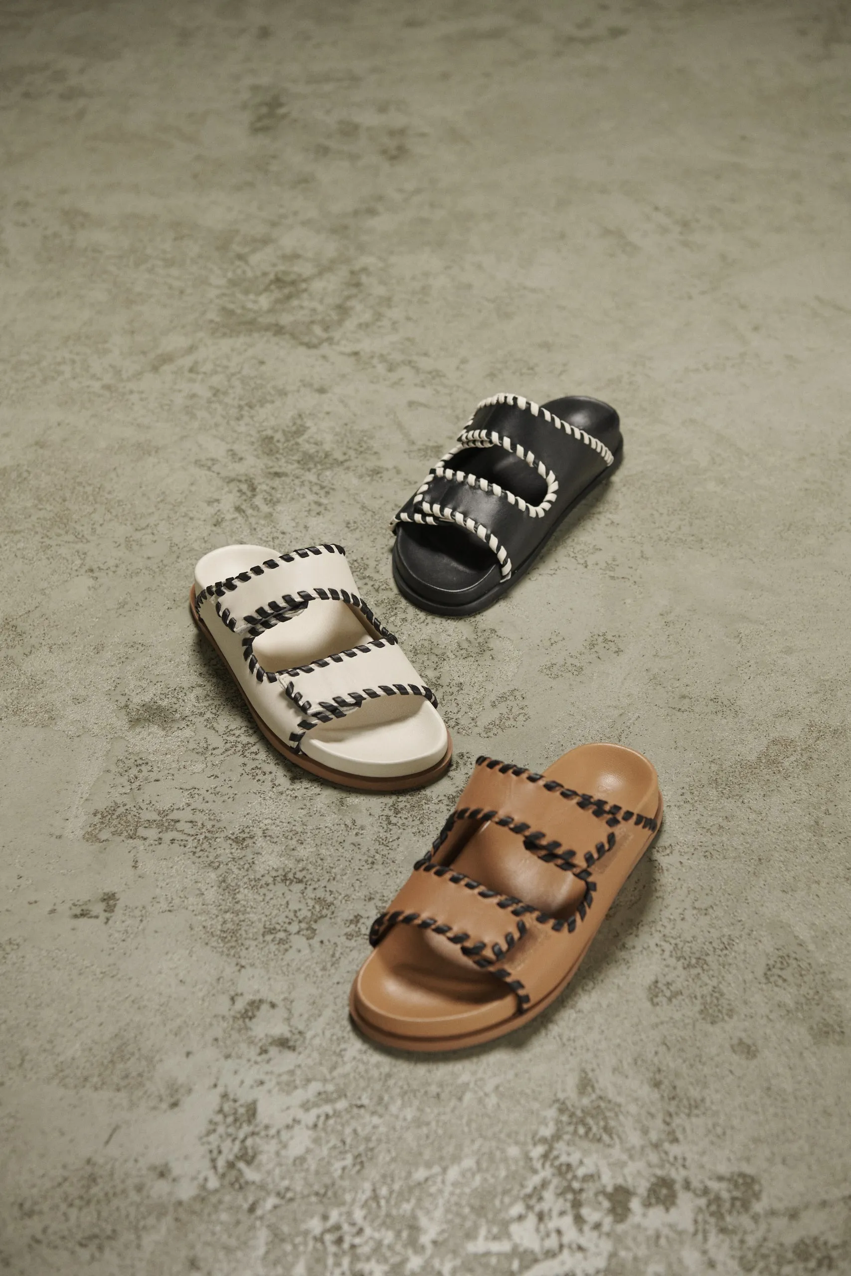Fontelina Footbed Off White / Black Trim SOL SANA