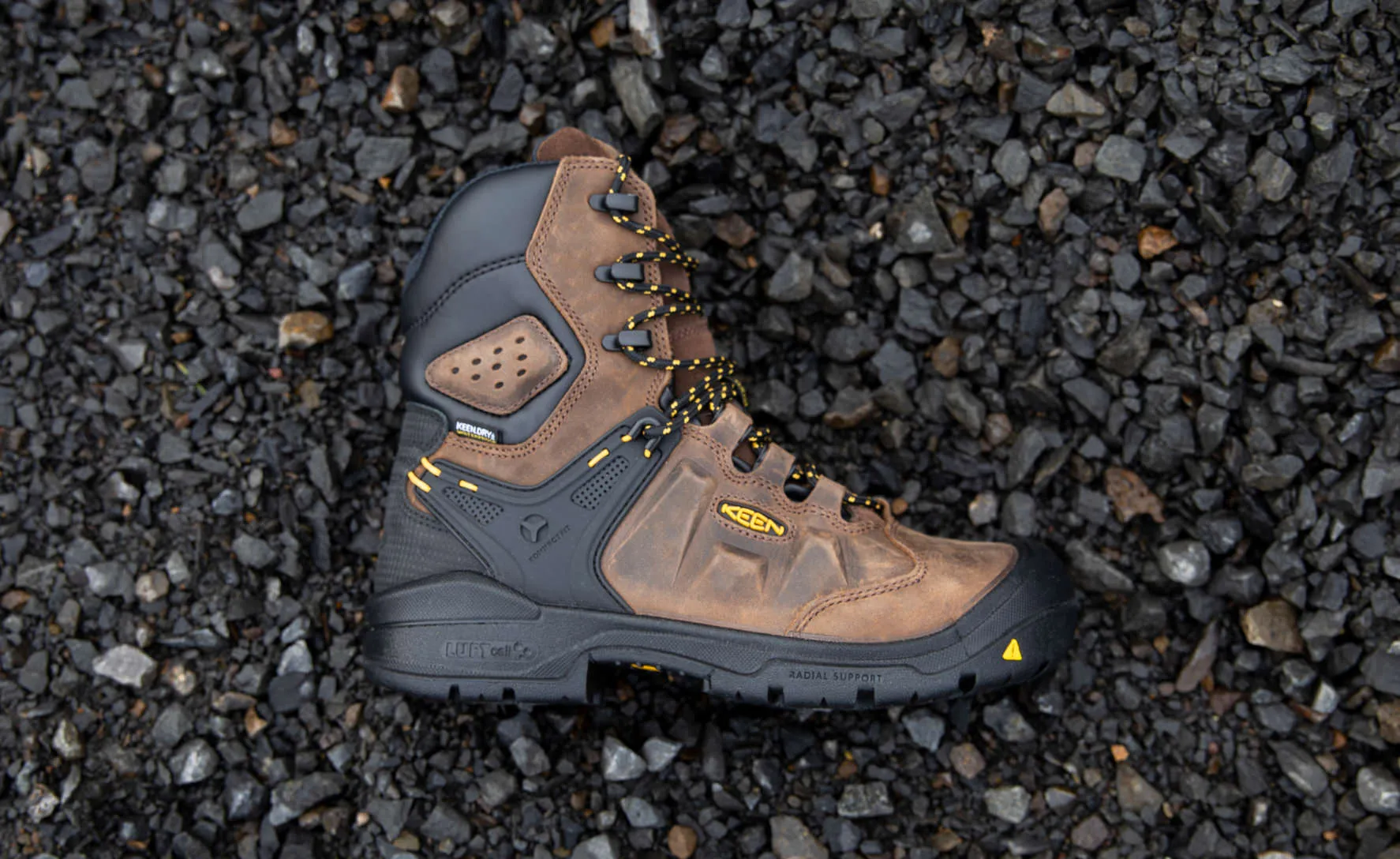 Keen Men's Dover 8" Insulated Waterproof Boot (Carbon Toe)  |  Dark Earth/Black