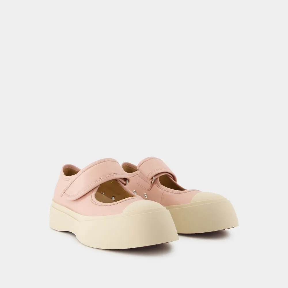 Mary Jane Sneakers - Leather - Pink