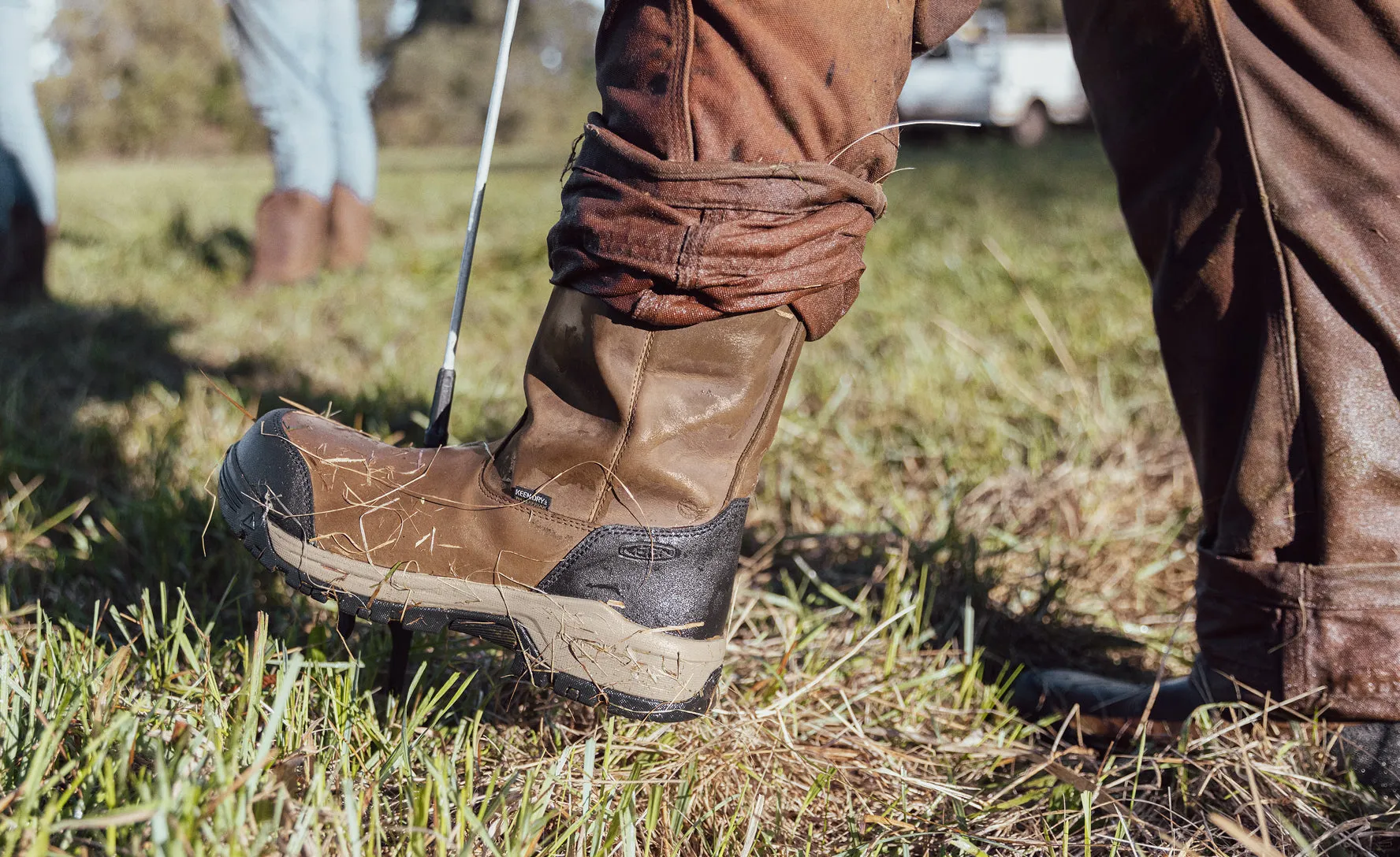 Men's Evanston Pull-On Waterproof Boot (Soft Toe)  |  Bison/Black KEEN
