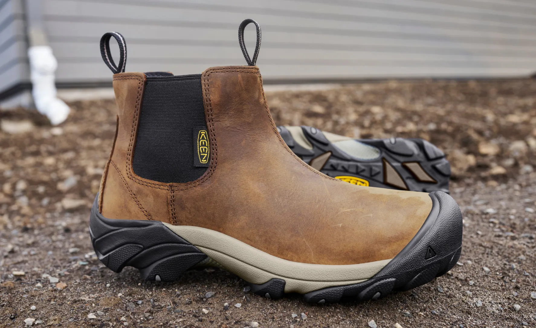 Men's Lansing Chelsea (Steel Toe)  |  Dark Earth/Black KEEN
