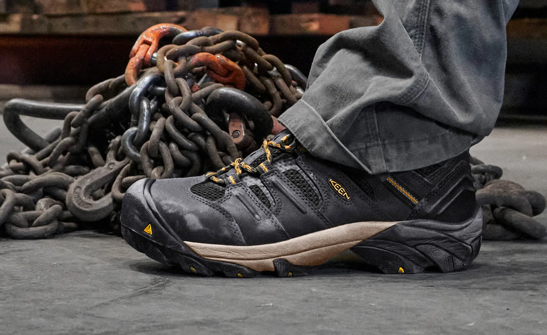 Men's Lansing Mid Waterproof (Steel Toe)  |  Cascade Brown/Brindle KEEN