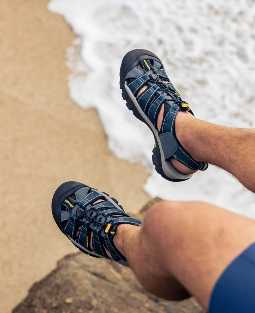 Men's Newport H2 Sandal  |  Forest Night/Black KEEN