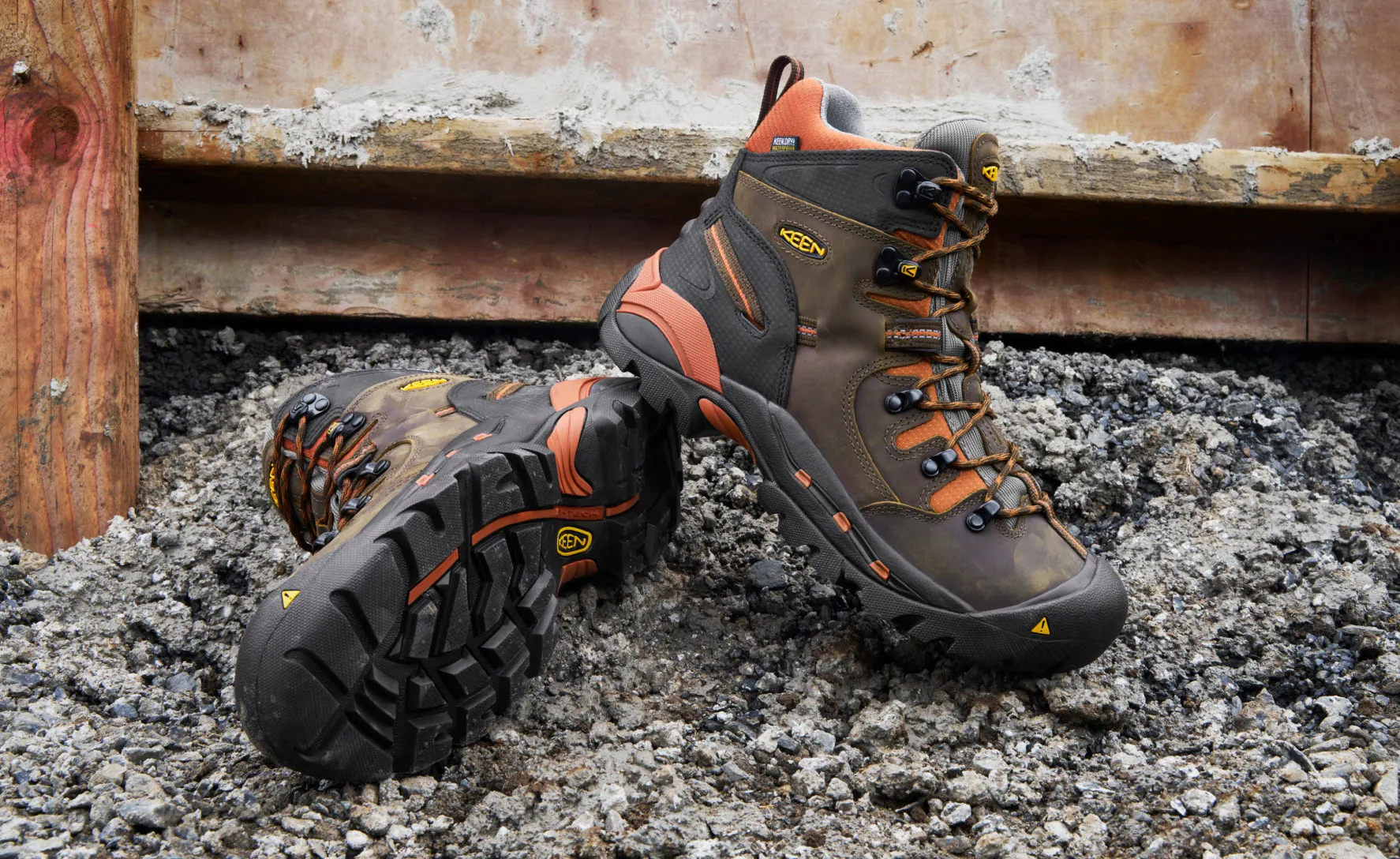 Men's Pittsburgh 6" Waterproof Boot (Soft Toe)  |  Cascade Brown/Bombay Brown KEEN