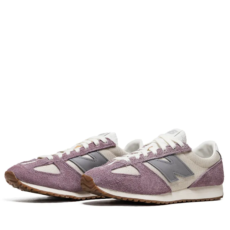 New Balance 471 - Linen/Ice Wine