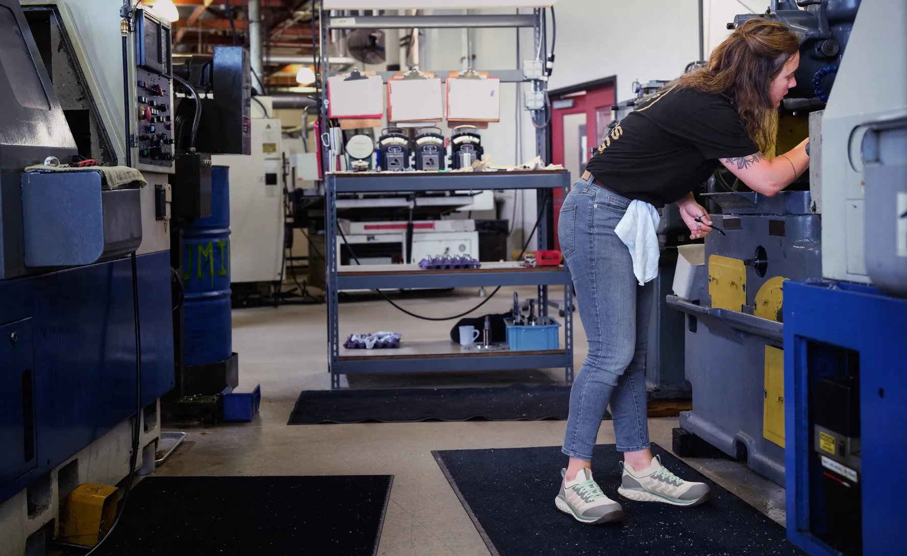 Women's Arvada Shift Work Sneaker (Carbon Toe)  |  Reef Waters/Legion Blue KEEN