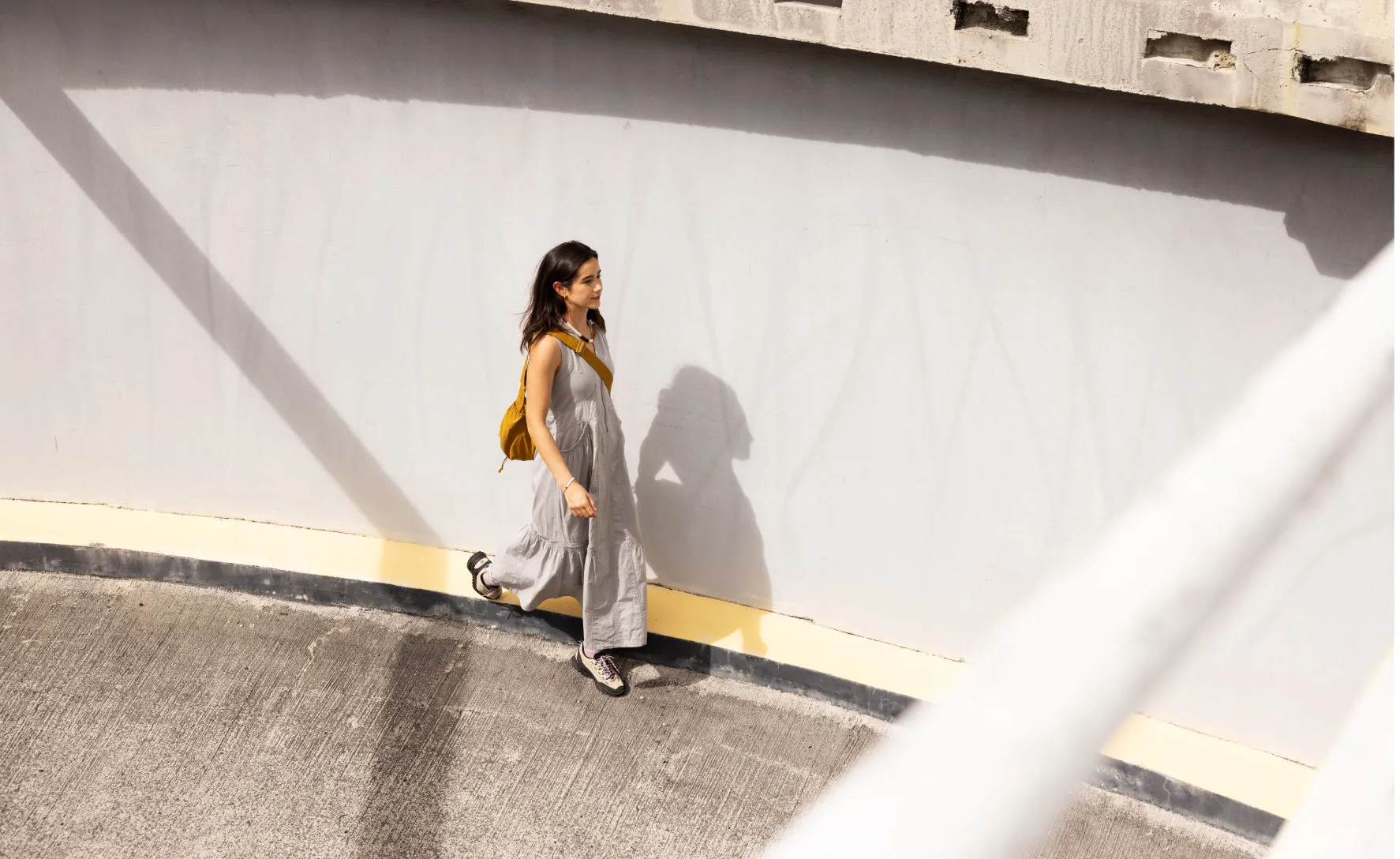 Women's Jasper Sneaker  |  Birch/Black KEEN