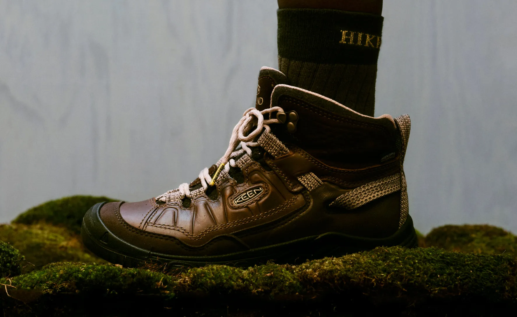 Women's Targhee IV Waterproof Hiking Boot x Hikerkind  |  Dark Earth/Dark Earth KEEN